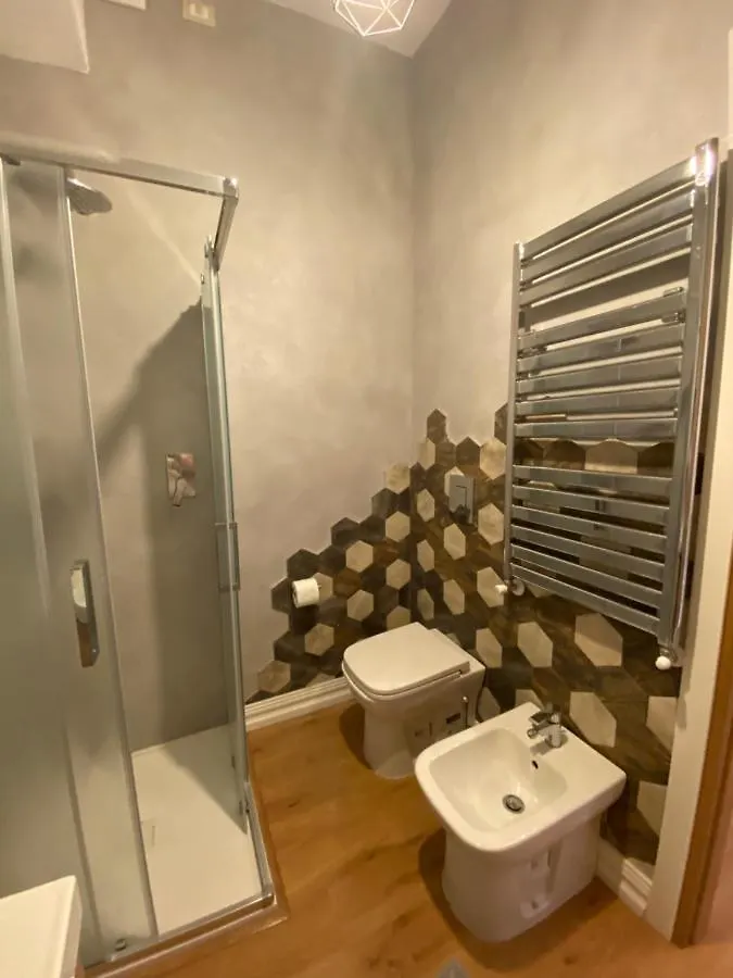 Affittacamere Via Roma 12 Follonica Guest house