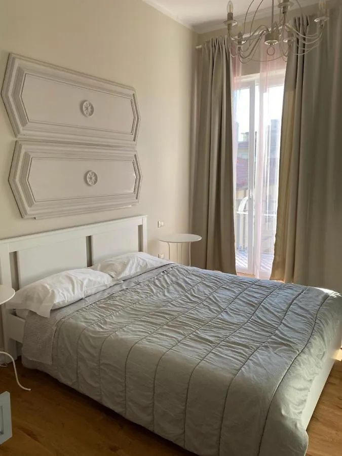 Guest house Affittacamere Via Roma 12 Follonica