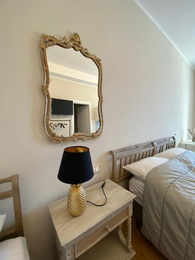 Guest house Affittacamere Via Roma 12 Follonica Italy