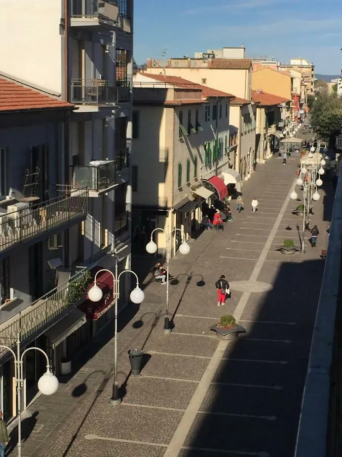 Affittacamere Via Roma 12 Follonica